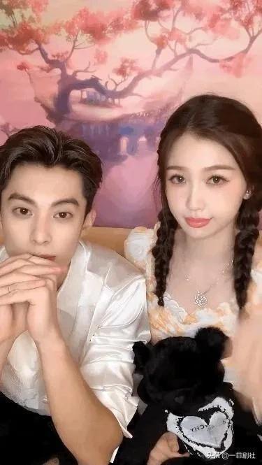 娱乐圈吃瓜有点多,揭秘幕后真相,轻松应对八卦风暴